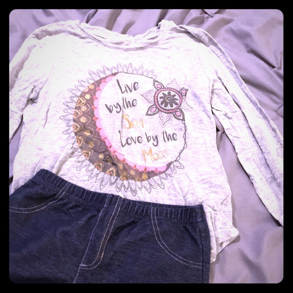 Matching Girls Long sleeve shirt & jeggings